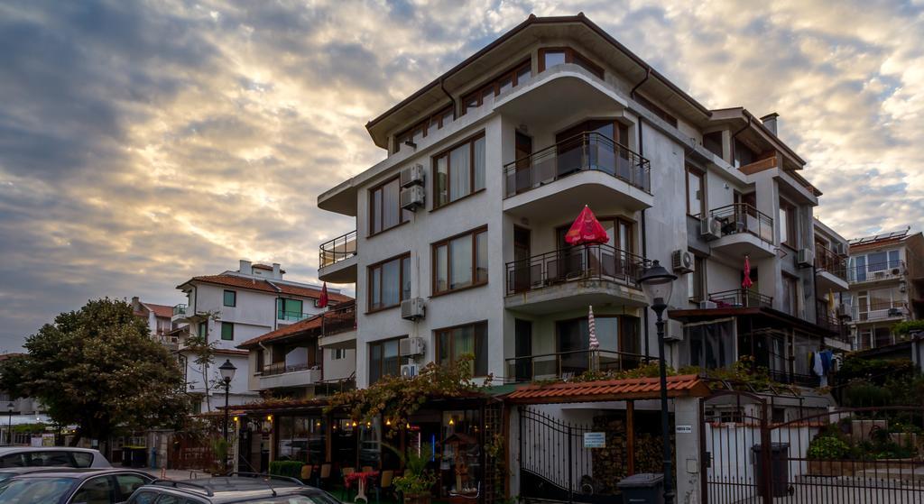Guest House Karamihalevi Созополь Экстерьер фото